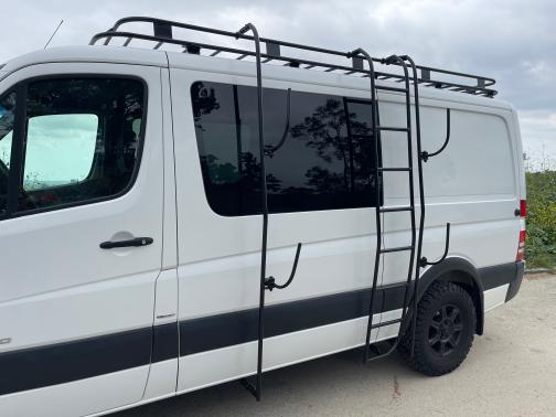 Photo 4 of 25 of 2016 Mercedes-Benz Sprinter 2500